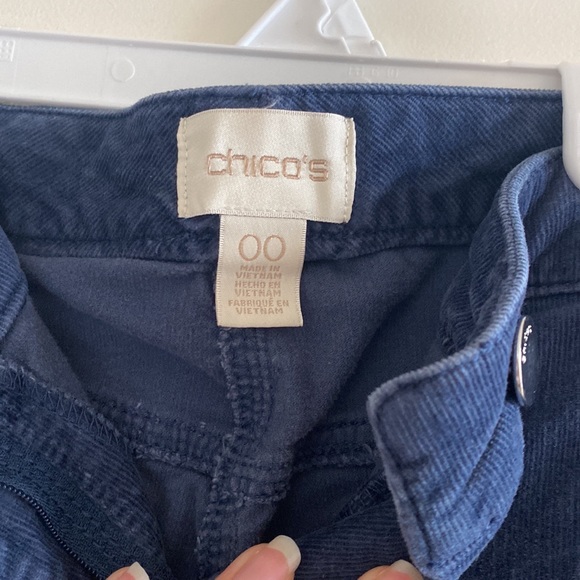 Chico’s 00 corduroy straight leg pant - Picture 3 of 4